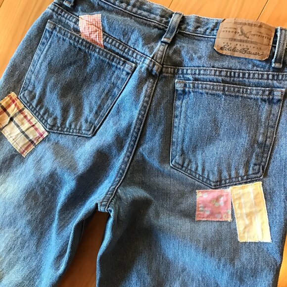 Upcycled Patchwork Jeans: Women's Size 6 Hippie Pants, Pastel & Lace Patches - Picture 12 of 13